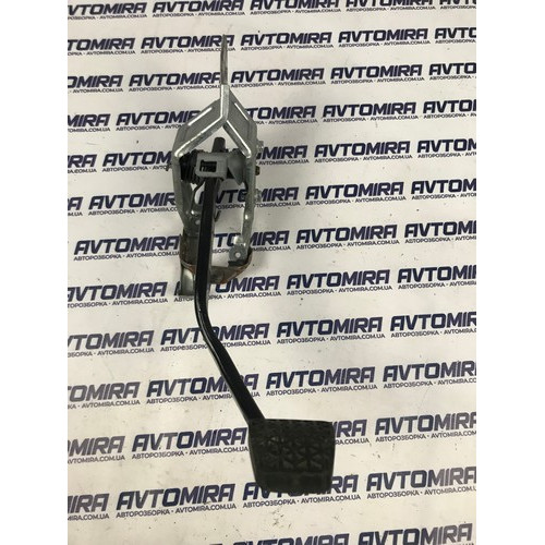 Педаль зчеплення Opel Zafira B 2005-2011 13192506
